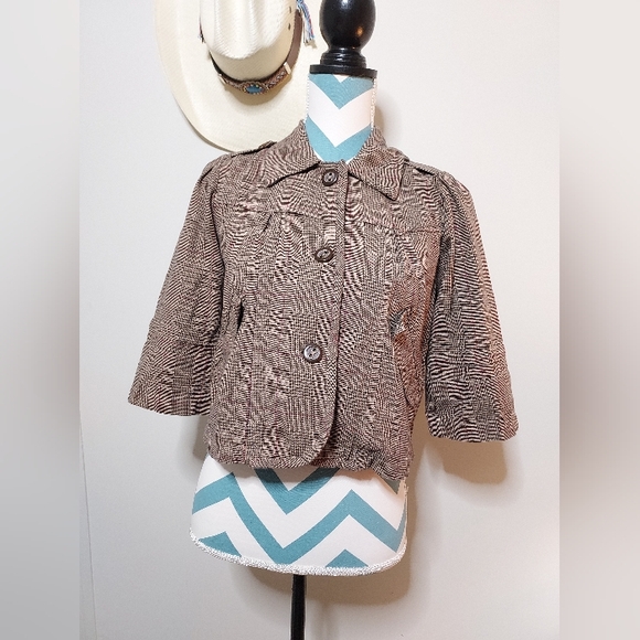 MAX RAVE Collared Cropped Multi-pattern Top - Picture 5 of 7